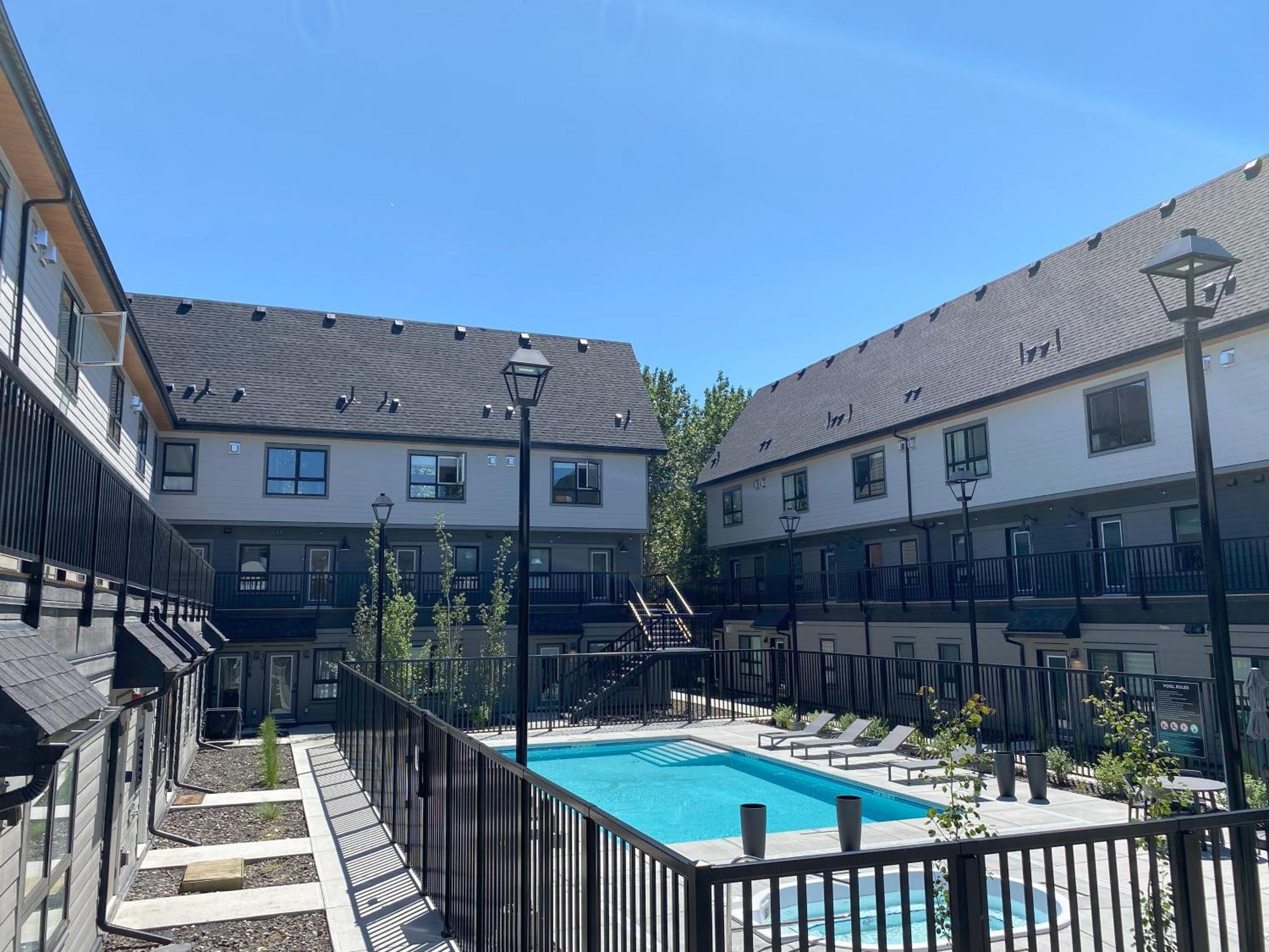 Enchanted Mountain Getaway Canmore Exterior foto